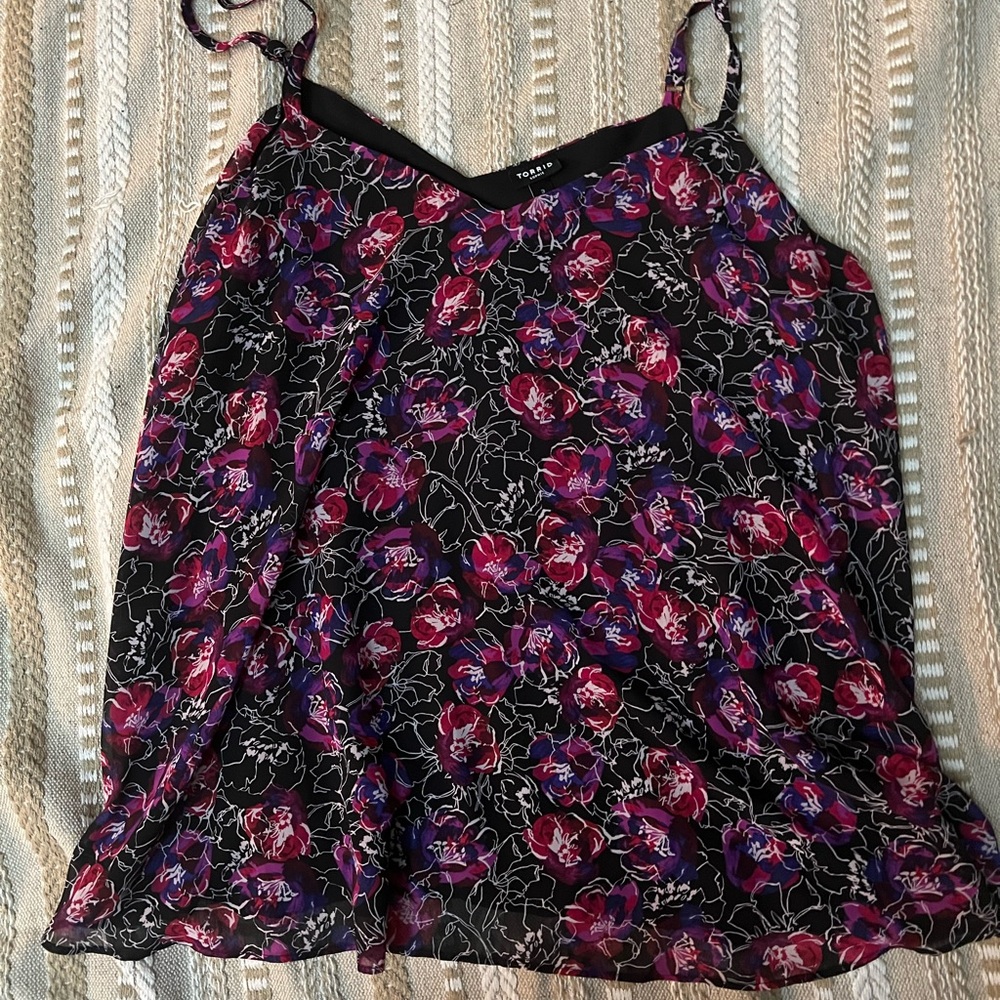 Torrid Black and Pink Sleeveless Camisole